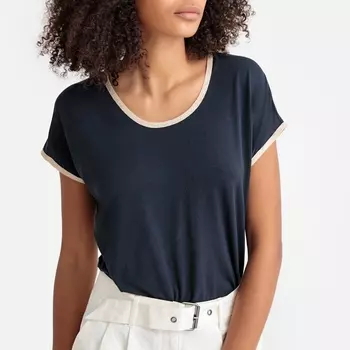 Футболка с круглым вырезом и короткими рукавами