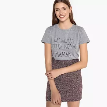 Футболка с круглым вырезом и надписью