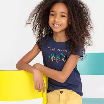 Футболка с принтом на груди 3-12 лет