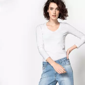 Футболка с V-образным вырезом и длинными рукавами из биохлопка