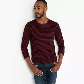 Футболка в полоску с круглым вырезом и длинными рукавами