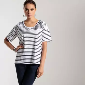 Футболка в полоску с V-образным вырезом и короткими рукавами
