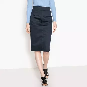 Юбка-карандаш с разрезом спереди