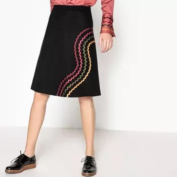 Юбка расклешенная средней длины