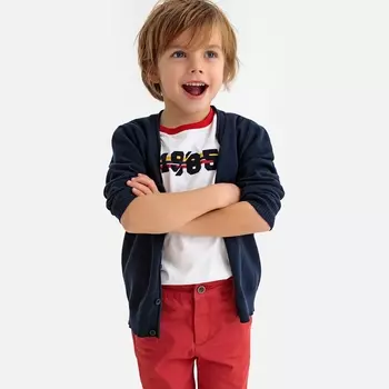 Кардиган с V-образным вырезом на пуговицах 3-12 лет