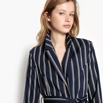 Пиджак в полоску с поясом