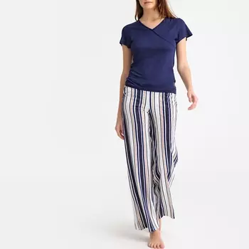 Пижама с короткими рукавами и V-образным вырезом