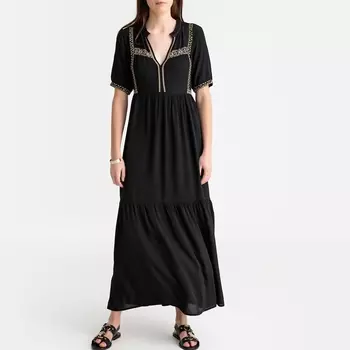 Платье длинное с вышивкой