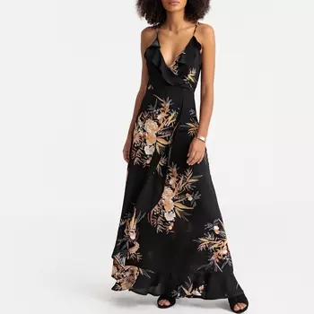 Платье длинное с запахом с воланом на тонких бретелях