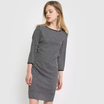 Платье-футляр с рисунком