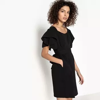 Платье короткое прямое однотонное с короткими рукавами