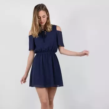 Платье короткое прямое однотонное с короткими рукавами