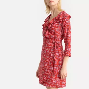 Платье короткое с рисунком и воланами на вырезе