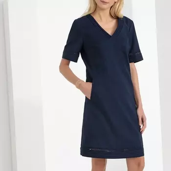 Платье прямое из хлопка и льна с короткими рукавами