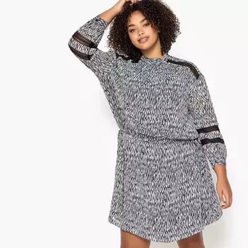 Платье прямое с рисунком икат и кружевными деталями