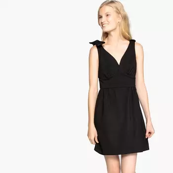 Платье расклешенное короткое без рукавов