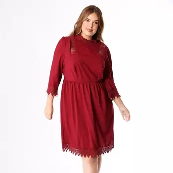 Платье расклешенное средней длины со вставками макраме