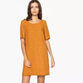 Платье с контратсной полоской сзади