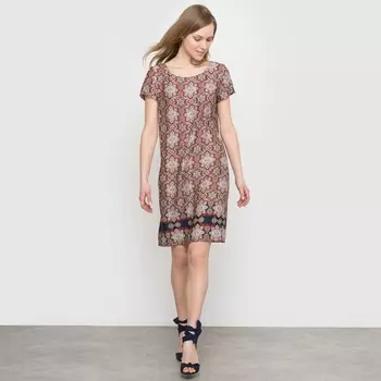 Платье с короткими рукавами и рисунком