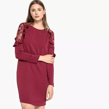 Платье с круглым вырезом, кружевом и воланами на плечах