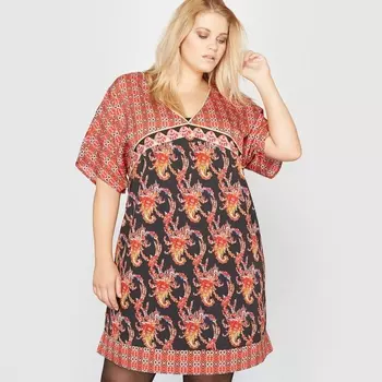 Платье с рисунком и рукавами-кимоно