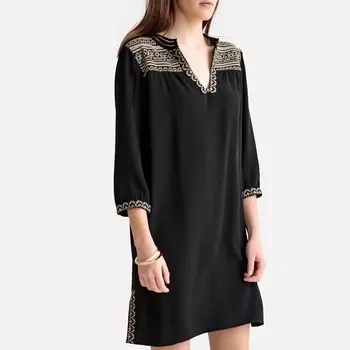 Платье с рукавами 3/4