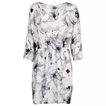 Платье с запахом и рукавами 3/4