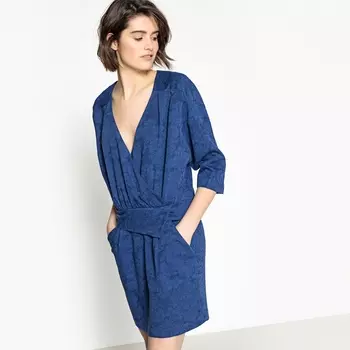 Платье с запахом вверху и рукавами реглан