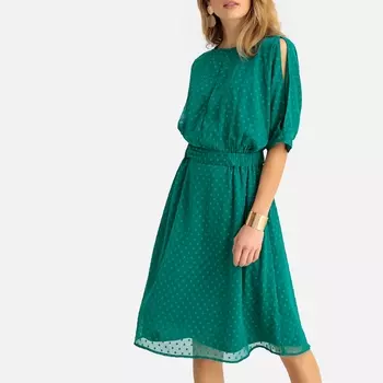 Платье струящееся с вышивкой гладью и рукавами до локтей