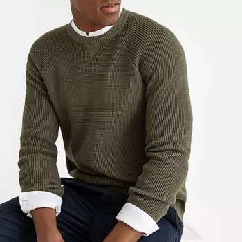 Пуловер с круглым вырезом