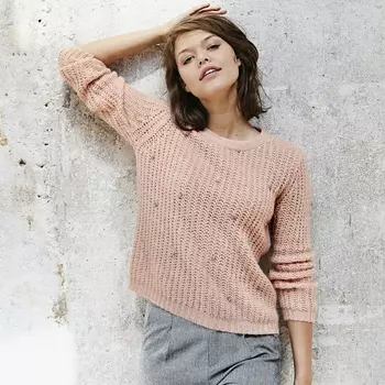 Пуловер с круглым вырезом из плотного трикотажа