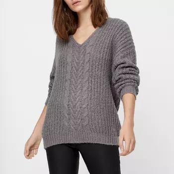 Пуловер с V-образным вырезом