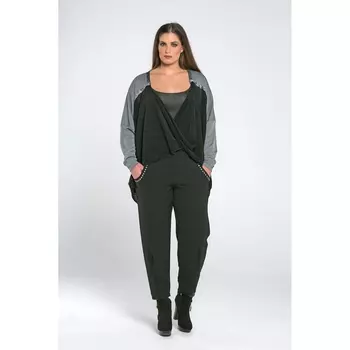 Пуловер с V-образным вырезом, из тонкого трикотажа