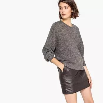 Пуловер с вырезом-лодочкой из блестящего трикотажа