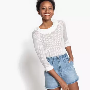 Пуловер с вырезом-лодочкой с воланами из ажурного трикотажа