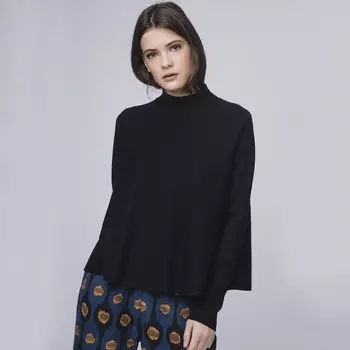 Пуловер со стоячим воротником