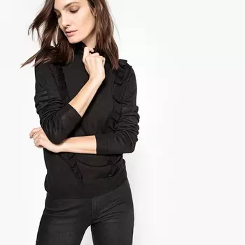 Пуловер-водолазка с воланами