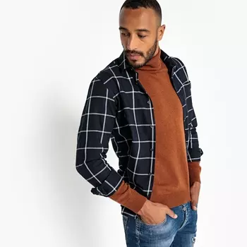 Рубашка прямого покроя в клетку с длинными рукавами