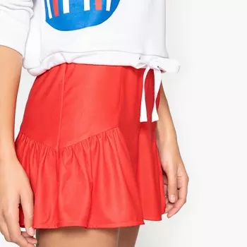 Шорты с воланами сбоку