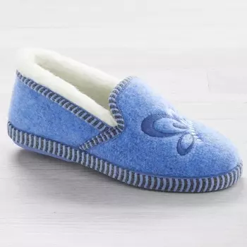 Тапки с вышивкой на меху