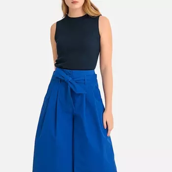 Топ с воротником-стойкой