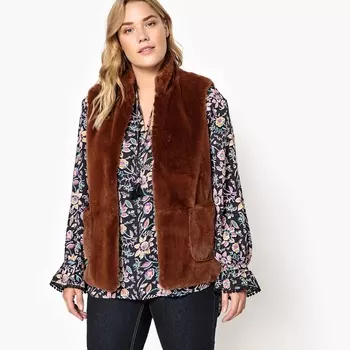 Жакет без рукавов из искусственного меха