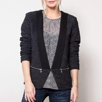 Жакет короткий прямого покроя