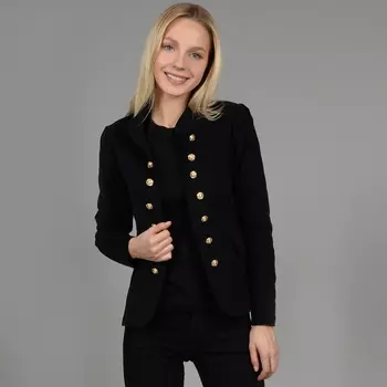 Жакет приталенный в офисном стиле