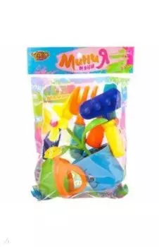 Набор садовых инструментов с цветком