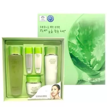 3W Clinic Набор для ухода за кожей с Алоэ Aloe Full Water Activating Skin 3 Kit Set