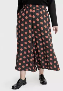 Брюки Lessismore