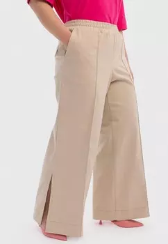 Брюки Lessismore