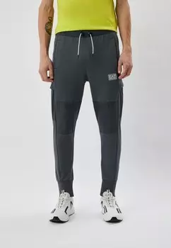 Брюки спортивные EA7