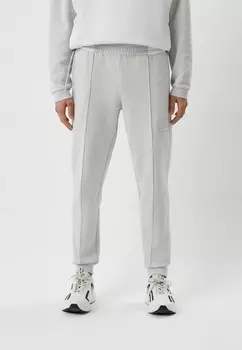 Брюки спортивные EA7